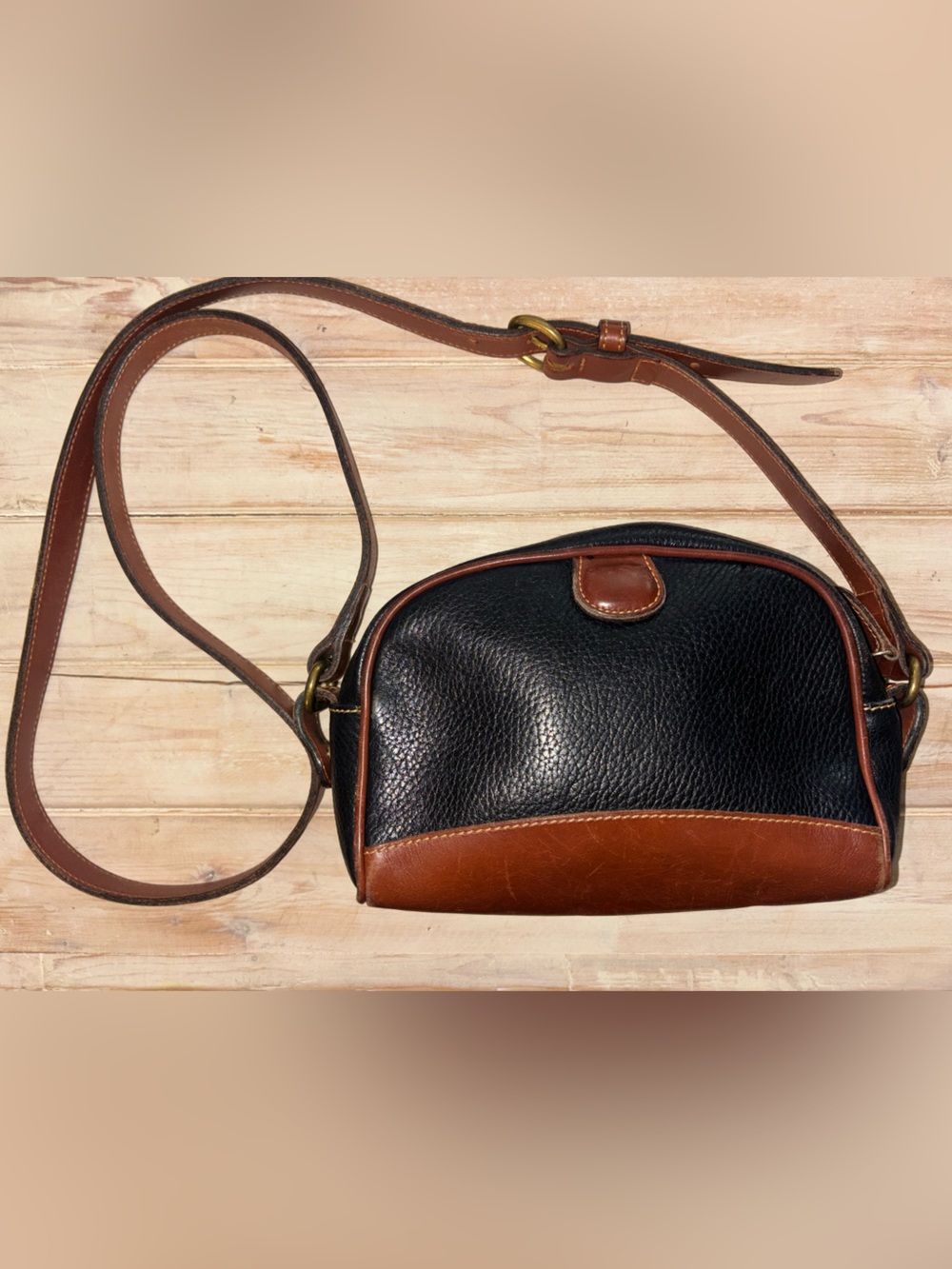 Vintage Coach Sheridan #4223 Alexandria Dooney style crossbody